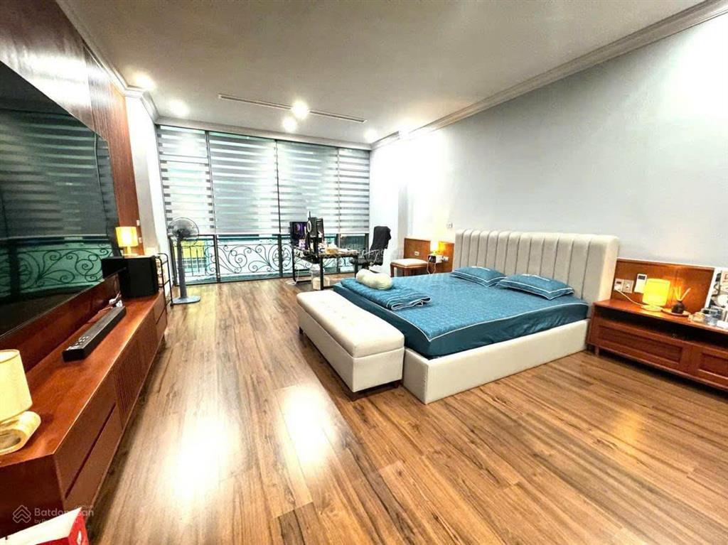 Bán tòa phân lô 6 tầng nguyễn thị địnhđỗ quang. thang máy, 2 thoáng. sát phố. dt 83m2x6t. 29,5 tỷ.