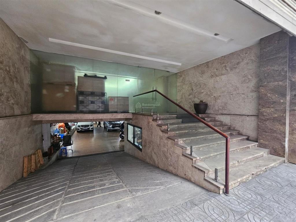 Chính chủ bán khu nhà vườn goldmark city hồ tùng mậu. dt 120m2x 4 nổi 1 hầm. mt 6.6m. giá 38 tỷ.