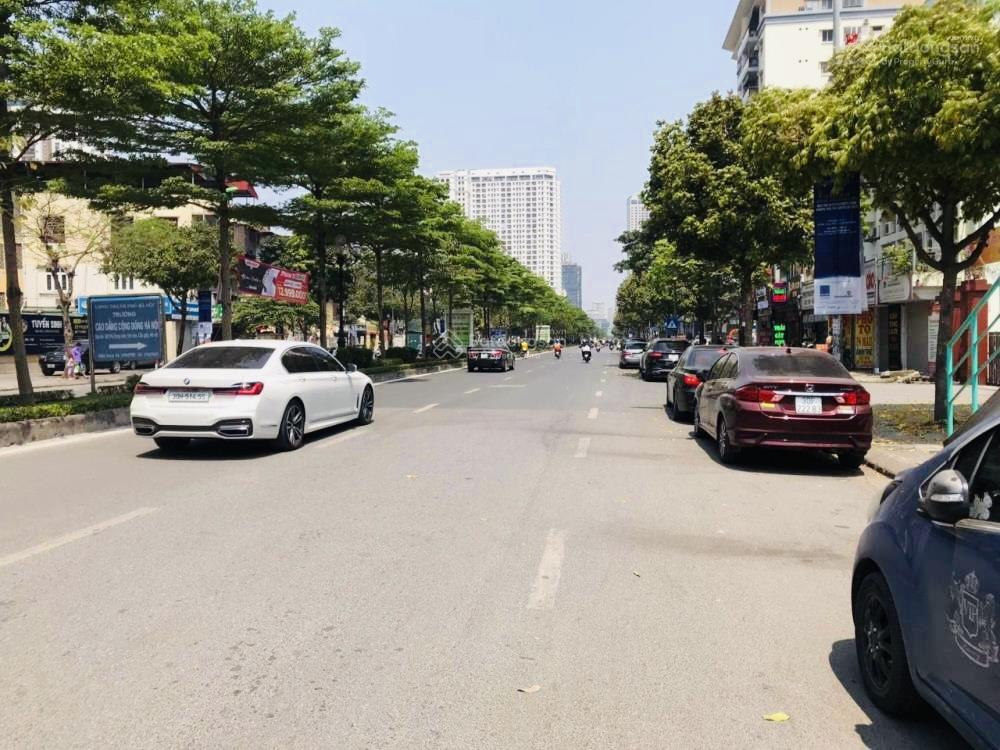 Bán nhà riêng phố trung kính! phân lô ô tô tránh, thông kinh doanh, ở sướng, giá đầu tư. 75m*5t