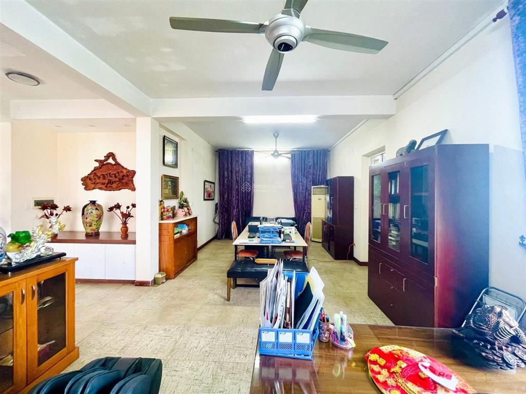 Lô góc! kim mã, ô tô tránh, sát phố, hợp văn phòng, kinh doanh đa dạng, lắp thang máy ngon. 63m2*5t