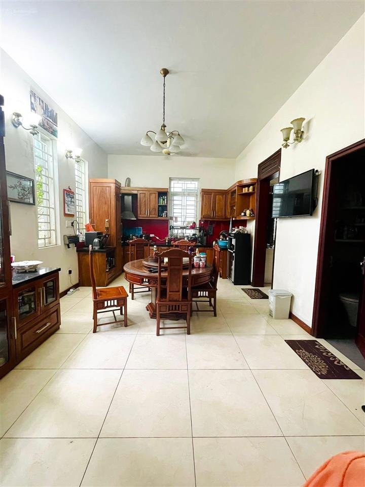 Lô góc! kim mã, ô tô tránh, sát phố, hợp văn phòng, kinh doanh đa dạng, lắp thang máy ngon. 63m2*5t