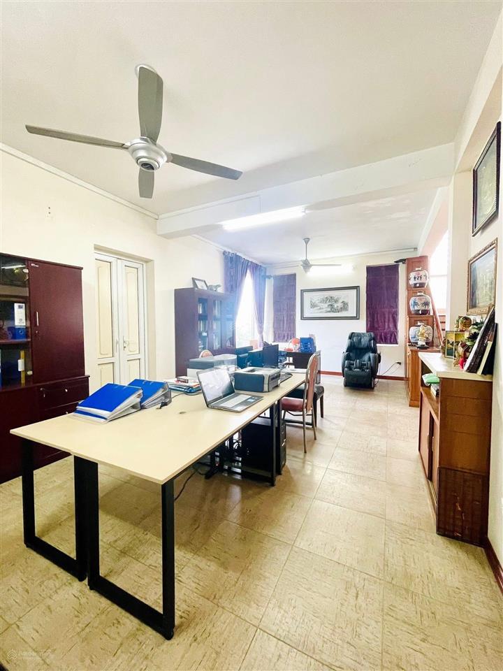 Lô góc! kim mã, ô tô tránh, sát phố, hợp văn phòng, kinh doanh đa dạng, lắp thang máy ngon. 63m2*5t