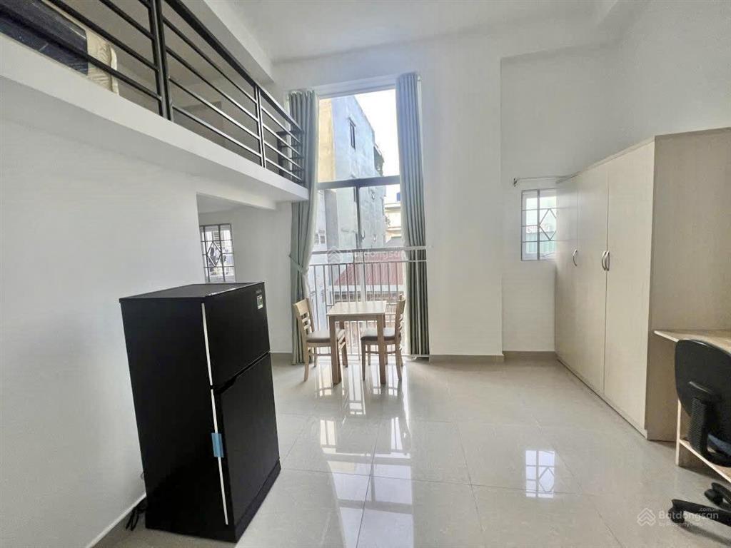 Cho thuê căn hộ duplex ban công  dt 35m2  full nội thất  ngay nguyễn trọng tuyển