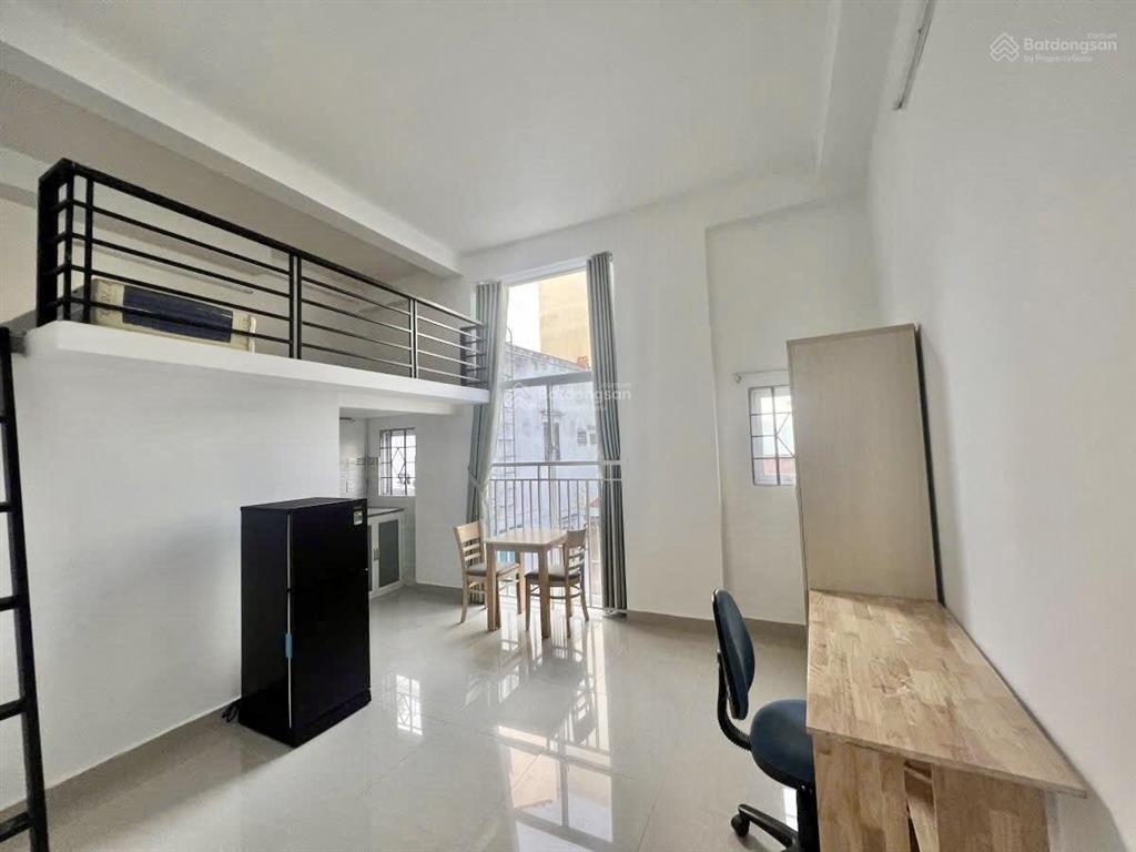 Cho thuê căn hộ duplex ban công  dt 35m2  full nội thất  ngay nguyễn trọng tuyển