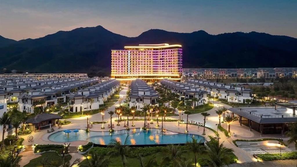 Chính chủ nhượng lại suất ngoại giao singapore shoptel sổ đỏ lâu dài tại sonasea đặc khu vân đồn