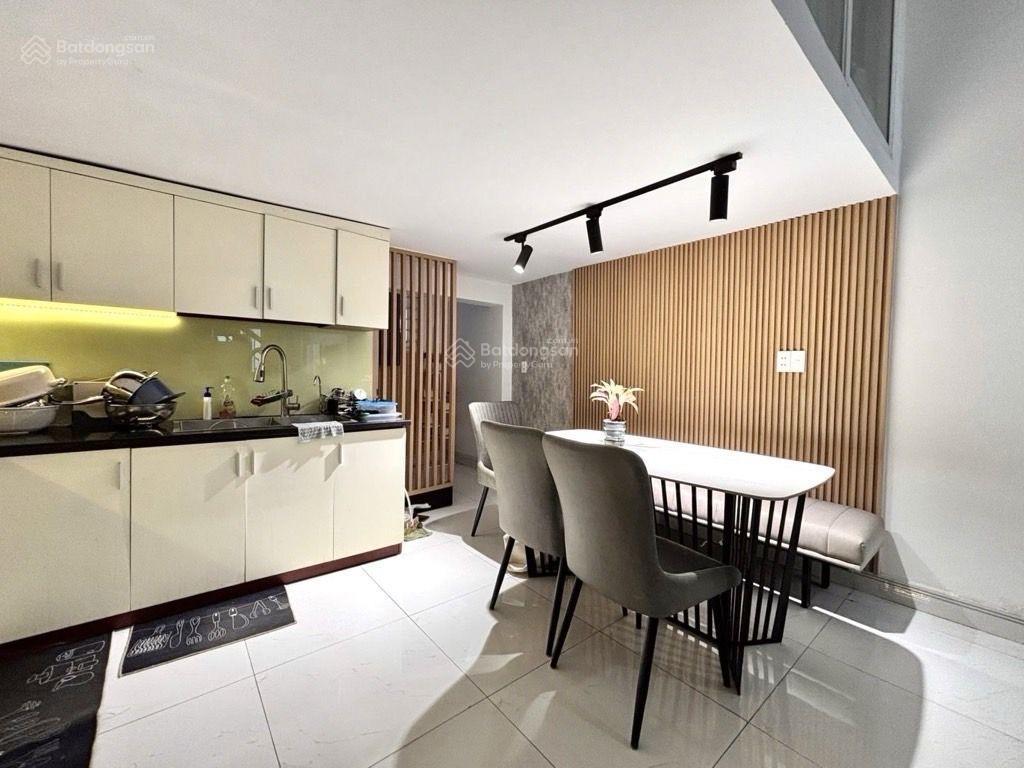 Khu bàu cát. 66m2, 4 tầng , 5pn, đường 8m. chỉ 12tỷ nhỉnh  0932 044 ***