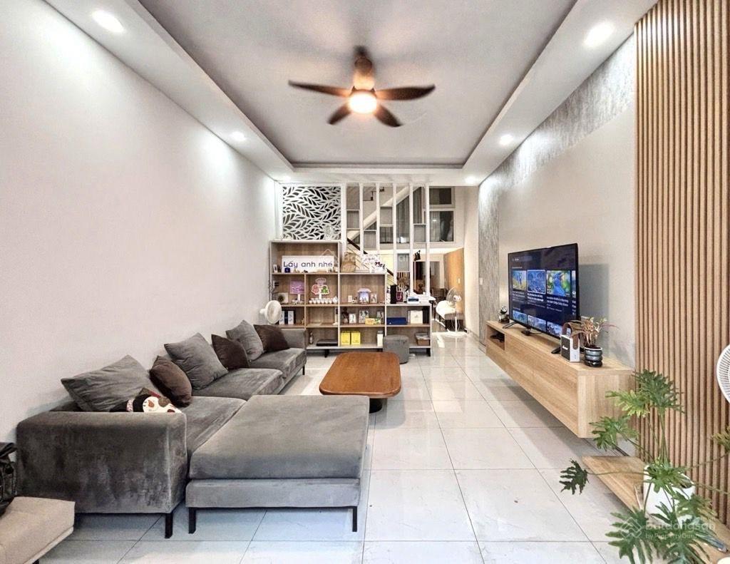 Khu bàu cát. 66m2, 4 tầng , 5pn, đường 8m. chỉ 12tỷ nhỉnh  0932 044 ***