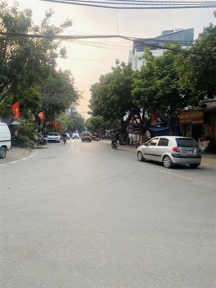 Mảnh đất ngay trục đường mậu lương, phân lô vỉa hè.60m2 bán nhanh lấy tiền tiêu tết