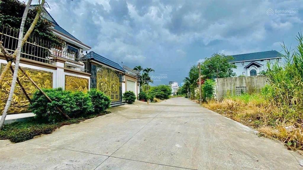 Bán lô đất sát vạn phúc diện tích lớn 1000m2 (25 x 40) giá tốt hơn 29.9 tỉ còn thương lượng