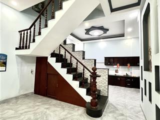 Nhà 3 tầng 3pn ngay chung cư ricca 90m2 xe hơi ngủ trong nhà bán gấp