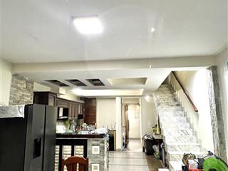 Giá đầu tư nhà 2 tầng 142m2 xe hơi ngủ trong nhà kinh doanh tốt 50m ra nguyễn duy trinh