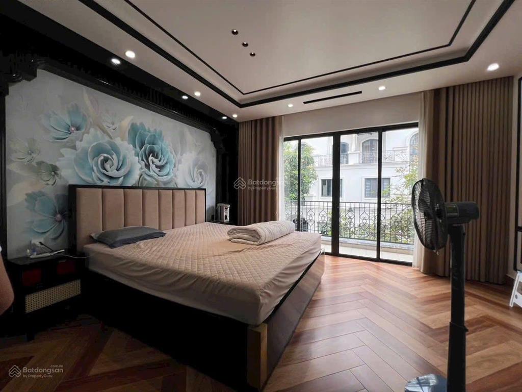 Còn duy nhất căn liền kề 75m2 (5x15m) vin marina full đồ có thang máy !!!