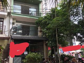 Cho thuê nhà mặt phố nguyễn trường tộ, diện tích 100m2 x 5 tầng, mặt tiền 5m, làm nhà hàng cũng đc