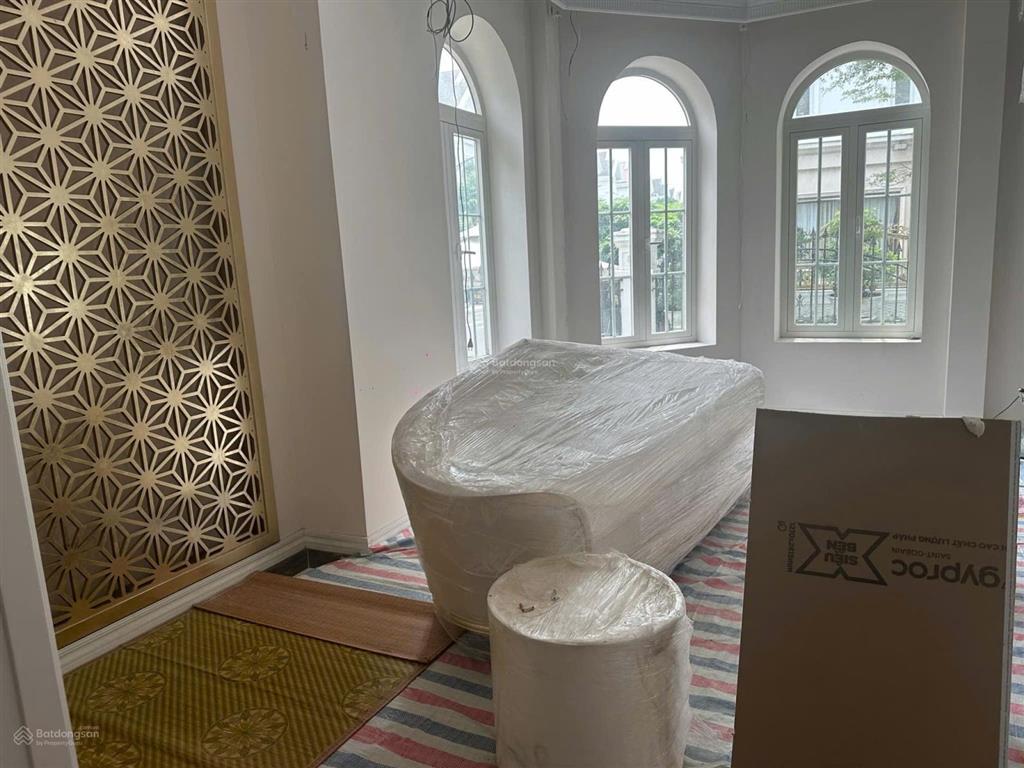 Chính chủ bán biệt thự góc 2 mặt tiền diện tích lớn nhất dự án  đẳng cấp thượng lưu