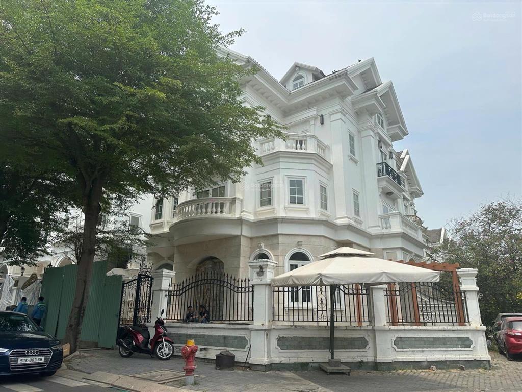 Chính chủ bán biệt thự góc 2 mặt tiền diện tích lớn nhất dự án  đẳng cấp thượng lưu