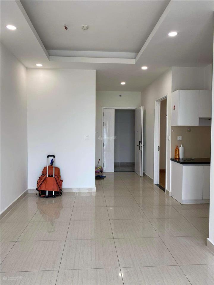 Gấp cho thuê giá tốt chỉ 9tr moonlight boulevard 68m2, 2pn, 2wc, 2 ban công, sạch sẽ,  0909 393 ***