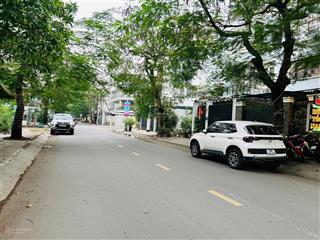 Bán nhà 3 tầng đường lớn đông thủ thiêm, phường bình trưng  ra đỗ xuân hợp 500m