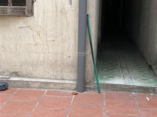 Bán đất phố tây trà 35m², hiện đang có nhà cấp 4 cho thuê  vị trí đắc địa, gần ô tô