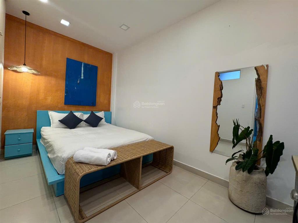 Cần bán gấp biệt thự phong cách địa trung hải dt 203 m2, hồ bơi 3 lầu 6 pn nhỉnh 4x tỷ