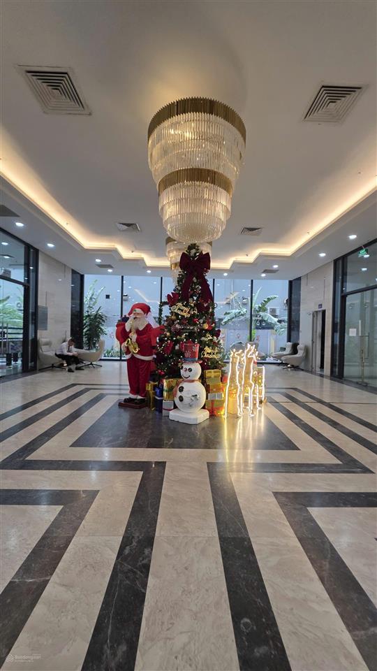 Bán căn 158,6m. view hồ + ban công hướng mát giá siêu hời tại sunshine center