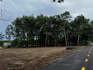 Cần bán gấp lô đất sẵn thổ cư, diện tích 200m2, sát kcn đồng phú, cách dt741 300m