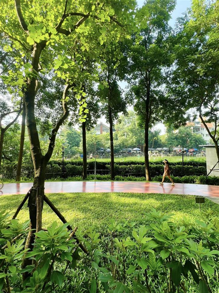 Chính chủ bán gấp căn hộ 2pn dt 89,3m2 tại mulberry lane, full đồ, nhà mới tinh ít sử dụng, shld