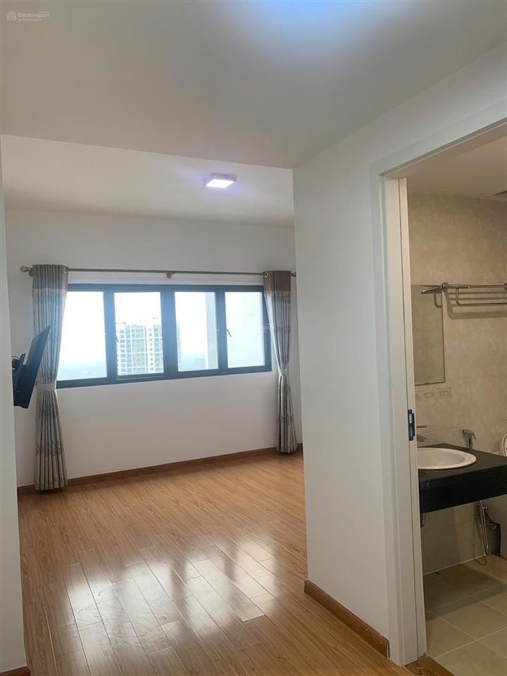 Chính chủ bán gấp căn hộ 2pn dt 89,3m2 tại mulberry lane, full đồ, nhà mới tinh ít sử dụng, shld