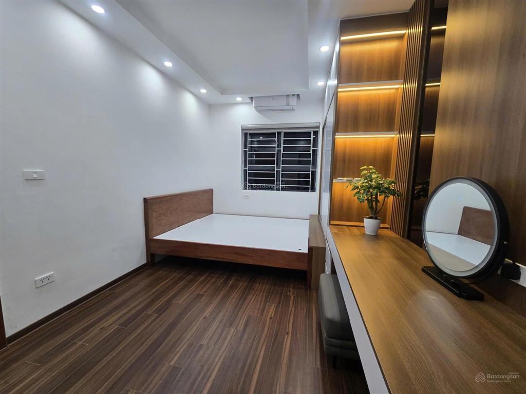 Hơn 3 tỷ, 65m2, căn 2 ngủ 2wc, có sổ, pháp lý chuẩn, có đủ tiện ích không thiếu gì