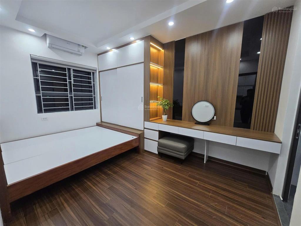 Hơn 3 tỷ, 65m2, căn 2 ngủ 2wc, có sổ, pháp lý chuẩn, có đủ tiện ích không thiếu gì