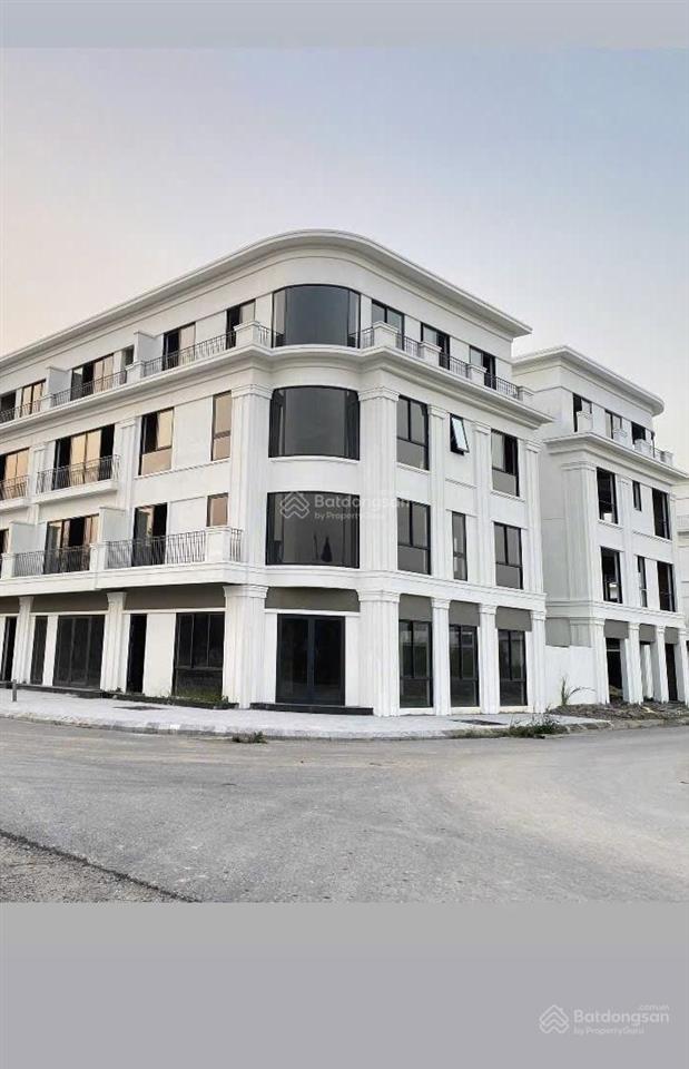 Lô góc shophouse gđ1 trục cảnh quan rộng 105m2. giá bán 32 triệu/m² đất.  0936 915 ***