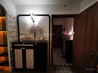 Căn hộ cao cấp mới đầy đủ tiện nghi.  em 0906 893 *** em dắt xem nhà .