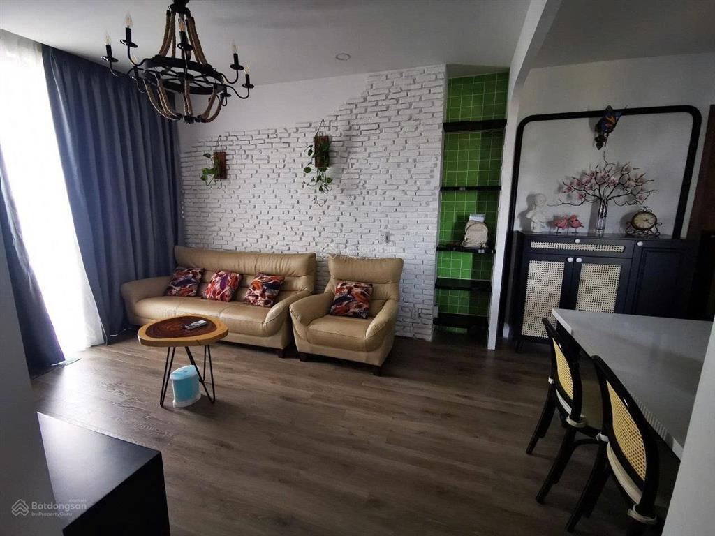 Căn hộ cao cấp mới đầy đủ tiện nghi.  em 0906 893 ***. em dắt xem nhà.