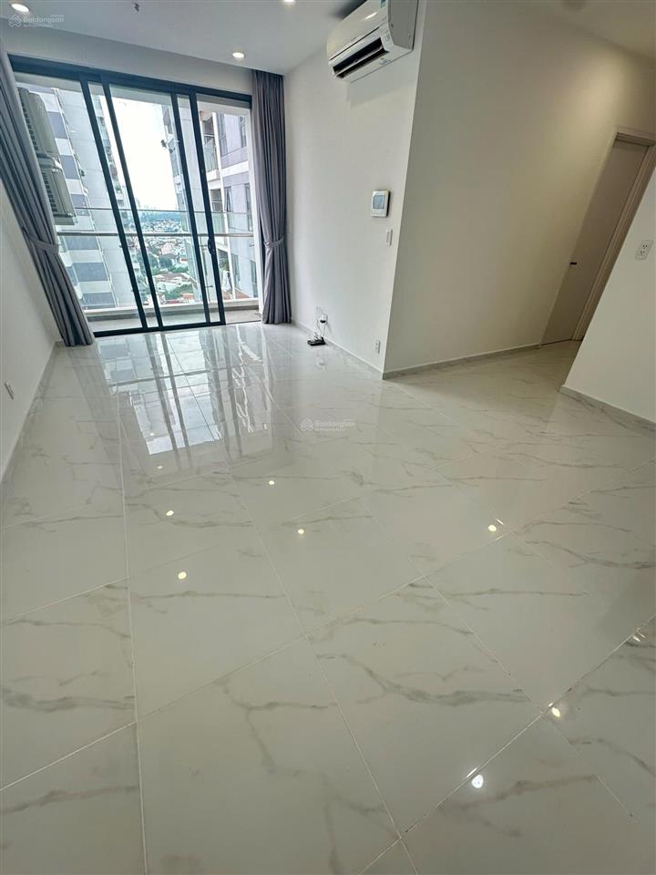 Chính chủ gửi em bán căn hộ 2pn  2wc d'lusso giá tốt 6,1 tỷ bao hết  em 0906 893 *** em hỗ trợ xem