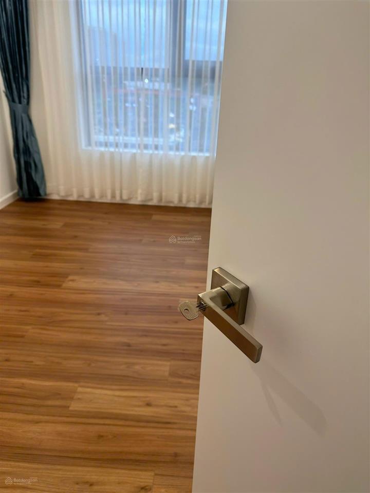 Chính chủ gửi em bán căn hộ 2pn  2wc giá tốt nhất dự án 5.9 tỷ bao hết  em 0906 893 *** em