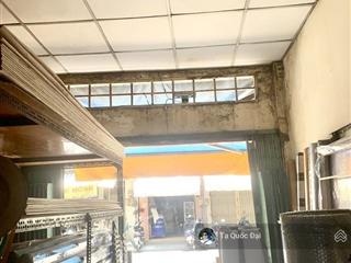 Quận 10  mặt tiền sư vạn hạnh  dt 90.1m2 nở hậu lớn  có lối đi sau  24 tỷ