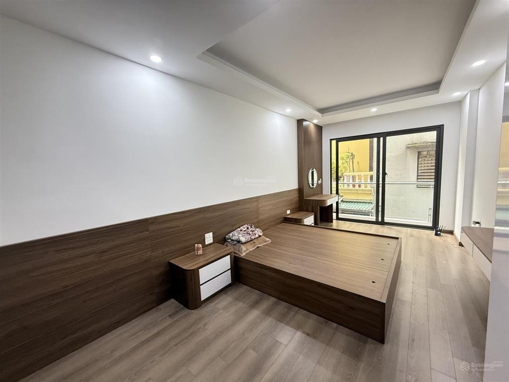 Bán nhà riêng tại phố nhân hòa, quận thanh xuân, dt 30m2x5t giá 5,5 tỷ, chỉ 10m ra ô tô tránh