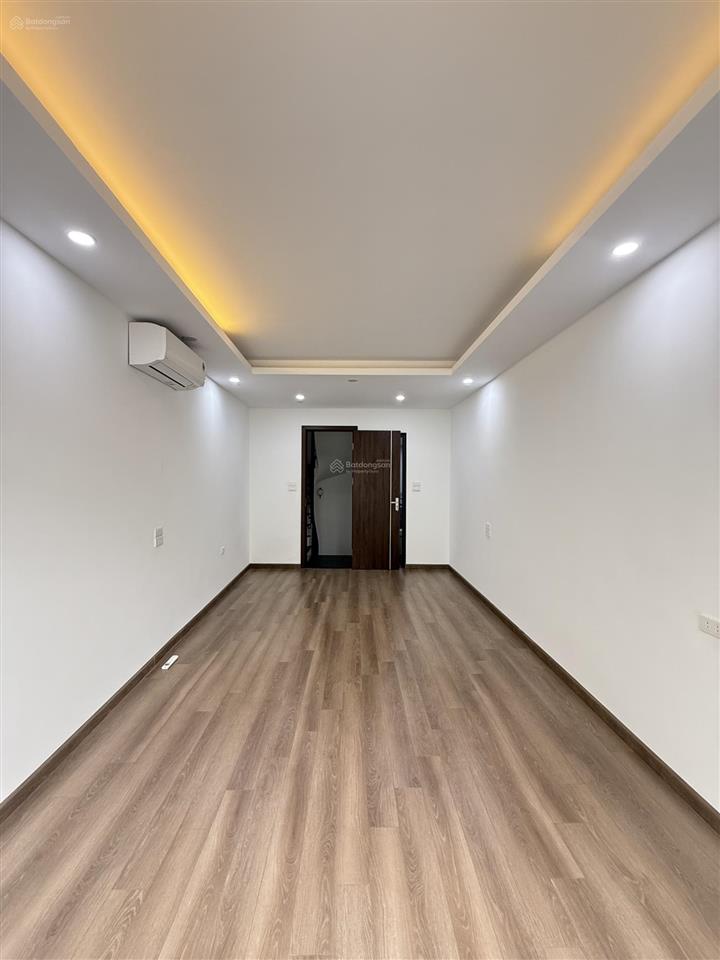 Bán nhà riêng tại phố nhân hòa, quận thanh xuân, dt 30m2x5t giá 5,5 tỷ, chỉ 10m ra ô tô tránh
