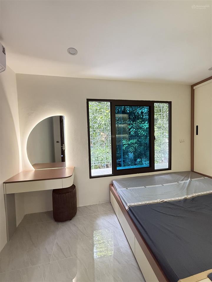 Bán nhà tập thể kim liên lương đình của  phương mai, dt 120m2 lô góc 3 thoáng, 4pn, 2wc, giá 5 tỷ