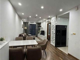 Bán nhanh căn 2n goldmark, giá đầu tư bao sang tên , sẵn sổ cất két  xem là ưng.