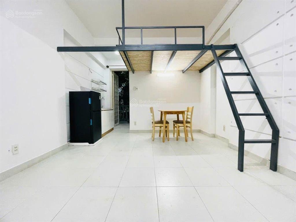 Chính chủ cho thuê phòng trọ có gác bancol ngay đh văn lang cs3, cầu bình lợi, phạm văn đồng