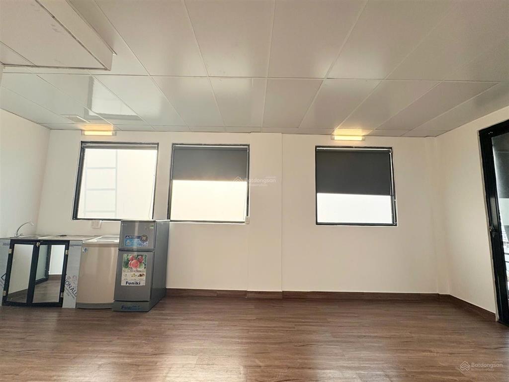Studio siêu rộng hơn 40m2, có thang máy hầm xe đầy đủ tiện nghi, an ninh, hẻm lớn gần chợ bà chiểu