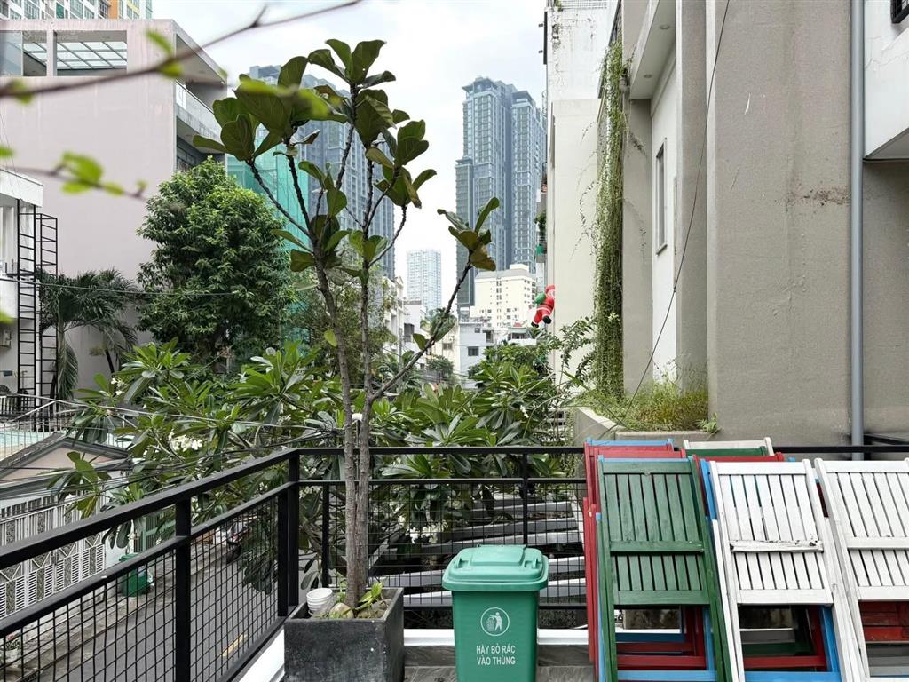 Chdv cao cấp mặt tiền đường số p.an phú ( 5x22m) 5 tầng 12 phòng  dòng tiền 140tr/th