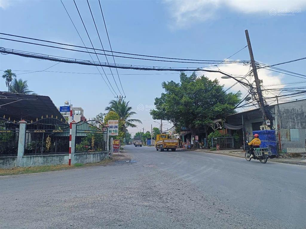 Đất mặt tiền bùi công trừng  đông thạnh container chạy 24/24 mặt tiền liên tỉnh, giá chỉ 20tr/m2