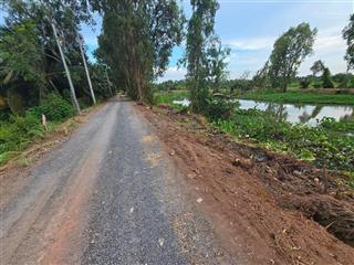 Bán đất mặt tiền sông cầu võng, đông thạnh, hóc môn dt 6.300m², giá chỉ 6.2tr/m2  0976 391 ***