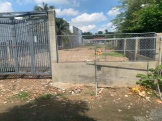 Đất hiếm 2 mặt tiền xã đông thạnh, hóc môn dt 1.135m2 tc 100%, tường rào kiên cố, sổ sẵn