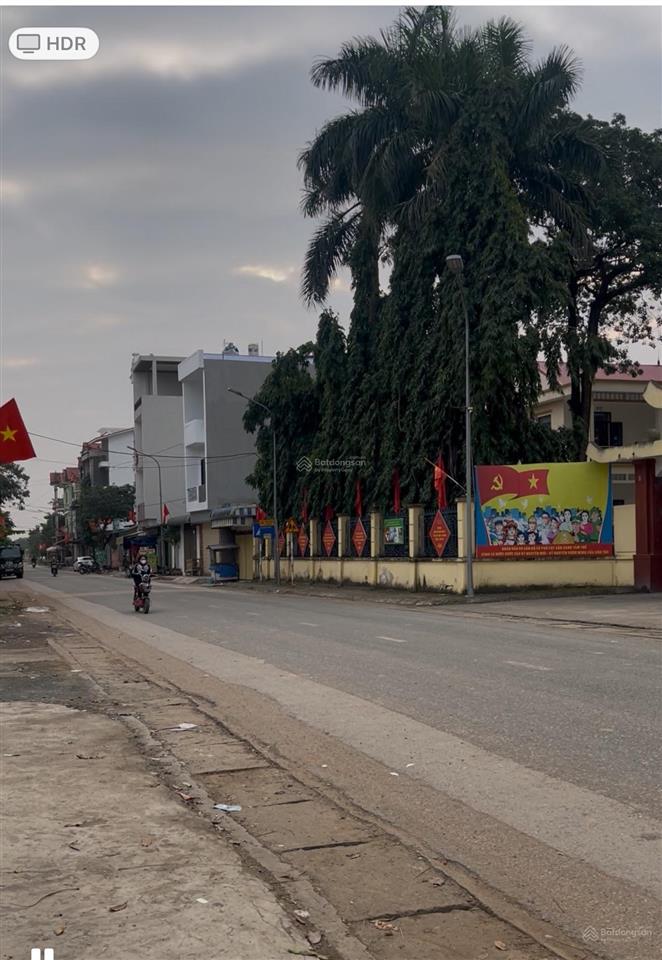 A249  bán đất nền phú cát  hòa lạc. đường lớn, sát nhà máy in tiền quốc gia  gần ga metro