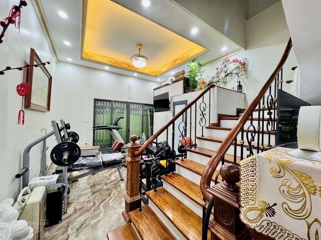Bán gấp nhà kim giang  ô tô vào nhà  ngõ thông kinh doanh hiếm gần the manor , gần linh đàm