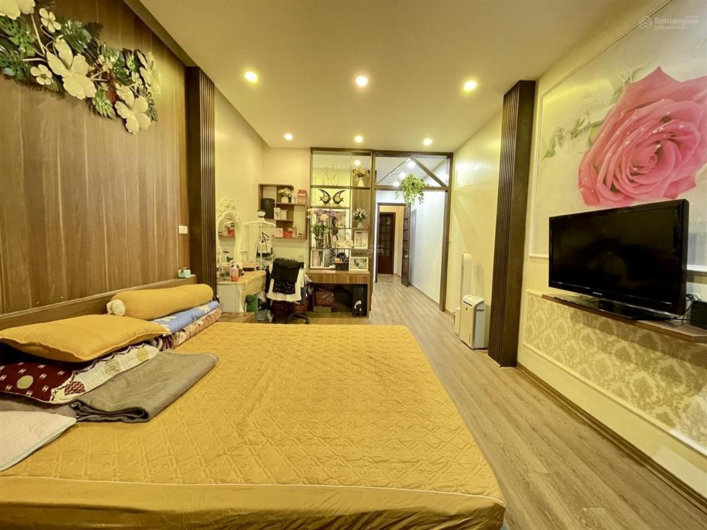 Bán gấp nhà kim giang  ô tô vào nhà  ngõ thông kinh doanh hiếm gần the manor , gần linh đàm