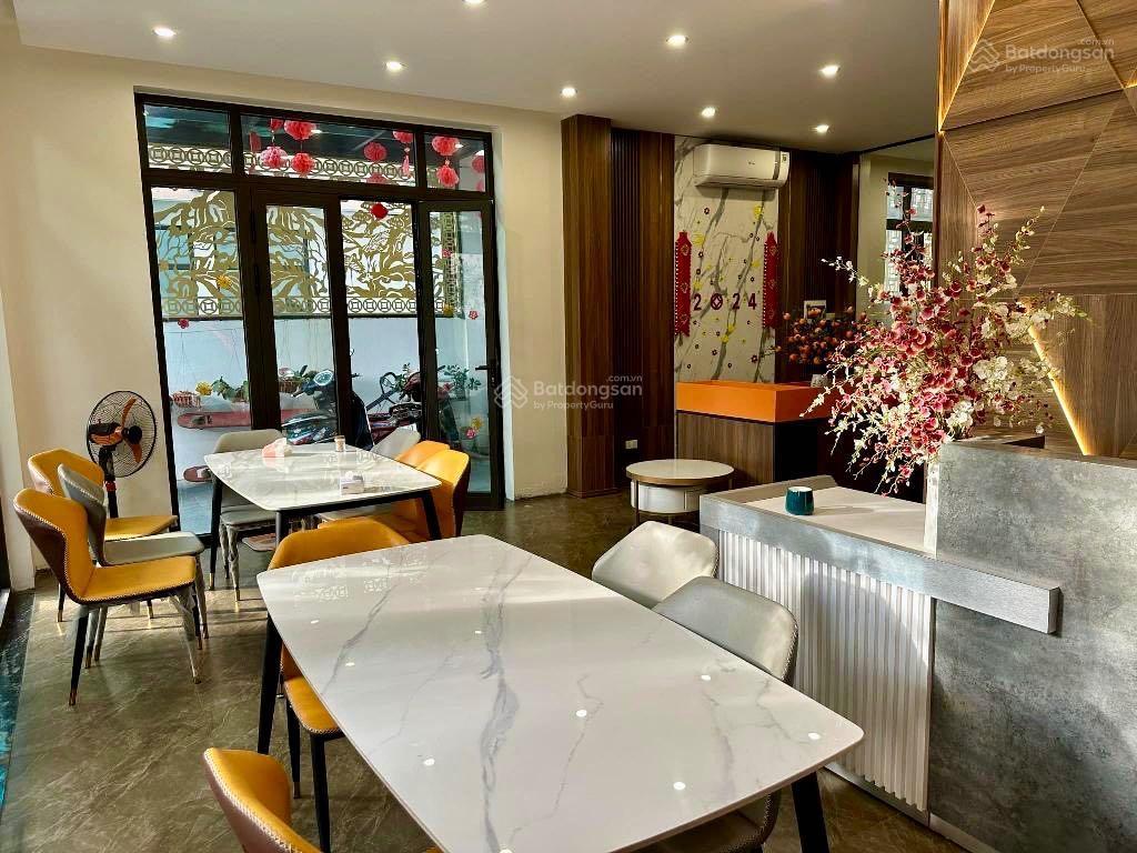 Bán nhà phố đặng xuân bảng  linh đàm , kinh doanh đa ngành  vỉa hè rộng , mặt tiền lớn