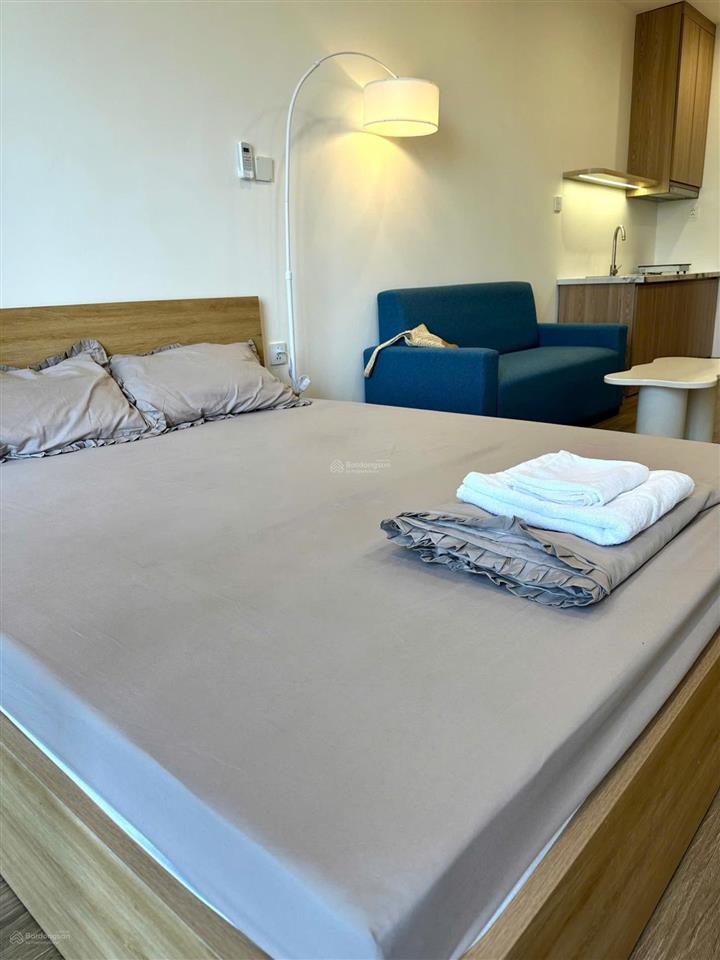 Studio 27m2 tòa p2 view thoáng đẹp, gần sân chơi, không gian xanh giá chỉ 2.425 tỷ